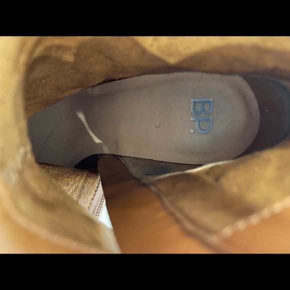 Suede booties - Picture 3 of 3